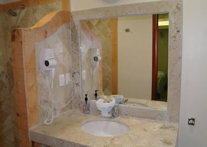 Real Del Mayab Hotel 3*